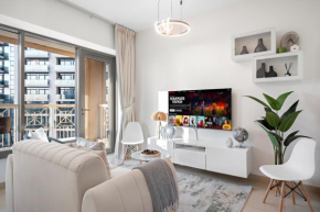 Elegant 1BR with Stunning Views at 29 Boulevard